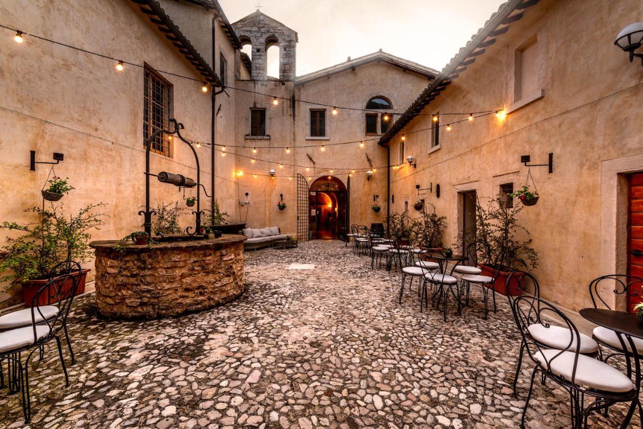 Ex Convento Santa Croce-Country Resort SantʼAnatolia di Narco Dış mekan fotoğraf