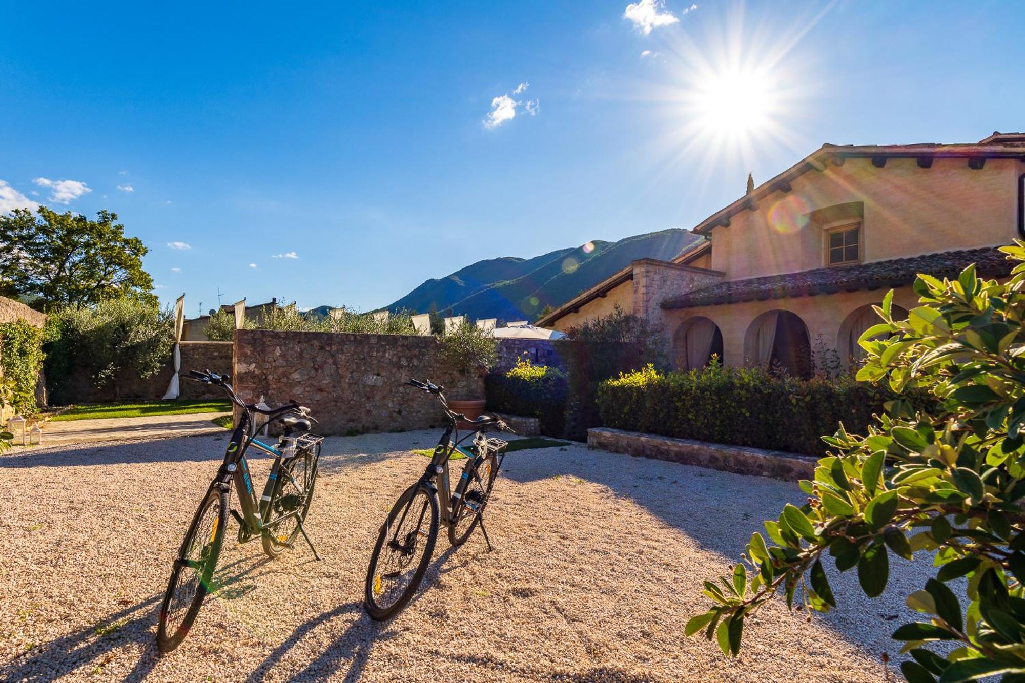 Ex Convento Santa Croce-Country Resort SantʼAnatolia di Narco Dış mekan fotoğraf